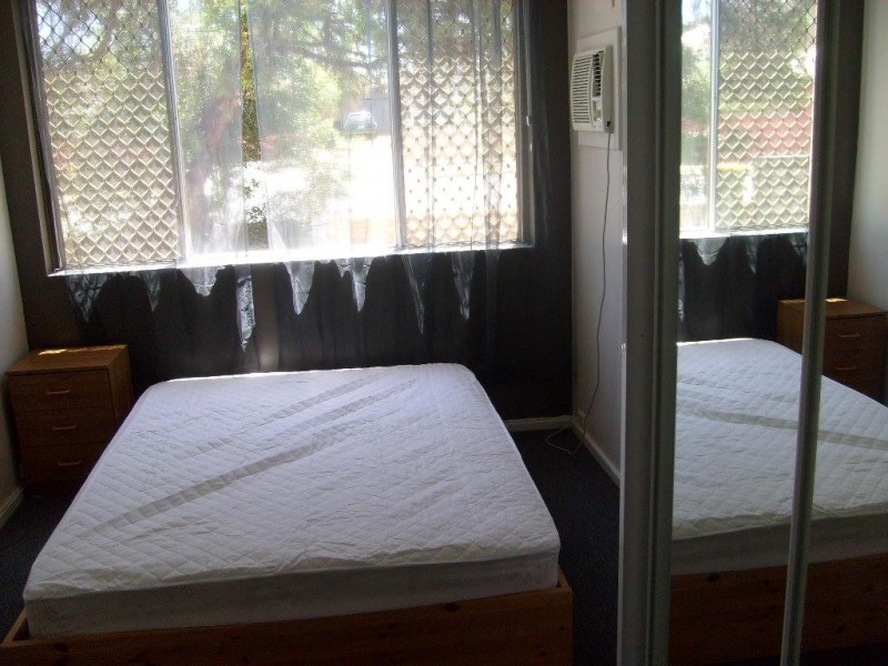 4/1 Douro Road, South Fremantle WA 6162