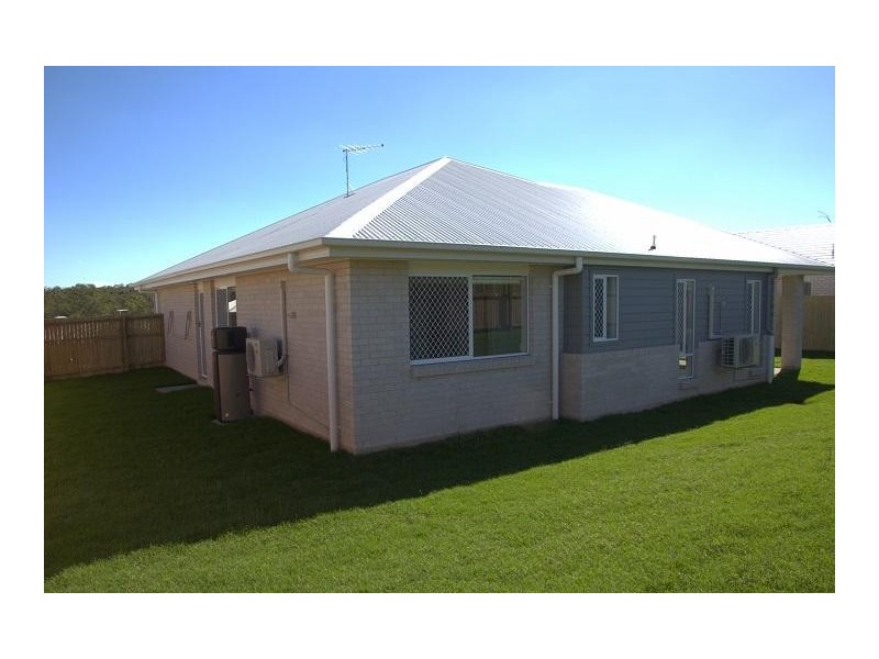 33 Arburry Crescent, Brassall QLD 4305