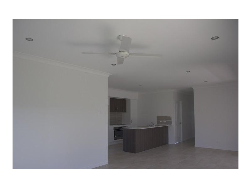 33 Arburry Crescent, Brassall QLD 4305