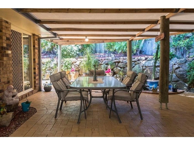 * Martinelli Avenue, Banora Point NSW 2486