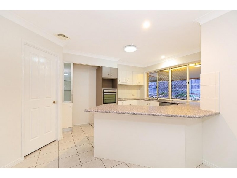 91 Willowtree Drive, Flinders View QLD 4305