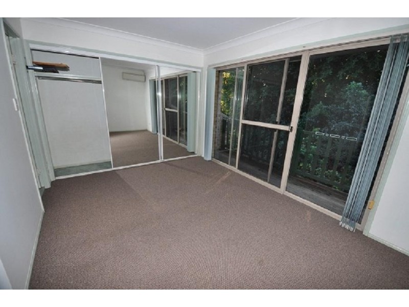 6/130 Plateau Crescent, Carrara QLD 4211