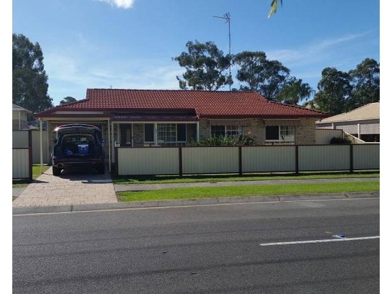 53 McMillan Street, Labrador QLD 4215