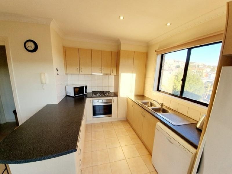 3/70-72 Coghlan Street, Niddrie VIC 3042