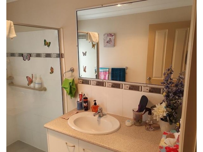 23/25 Coopers Road, Willowbank QLD 4306