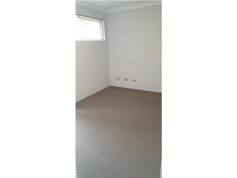 8 Villena Parade, Alkimos WA 6038