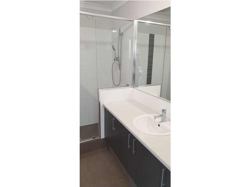 8 Villena Parade, Alkimos WA 6038