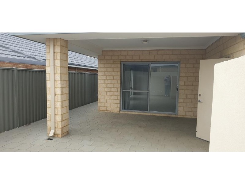 8 Villena Parade, Alkimos WA 6038