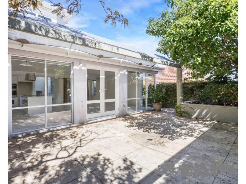 2 Reeve Street, Swanbourne WA 6010