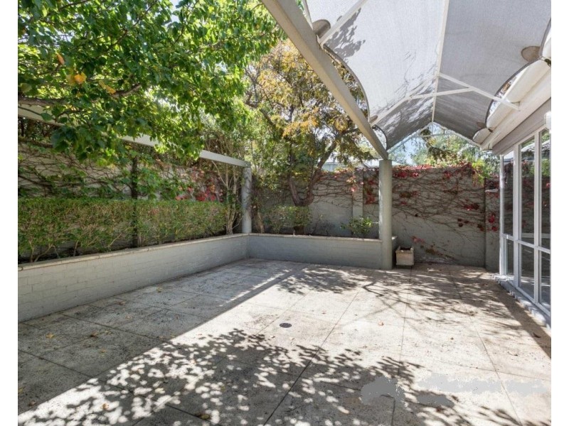 2 Reeve Street, Swanbourne WA 6010