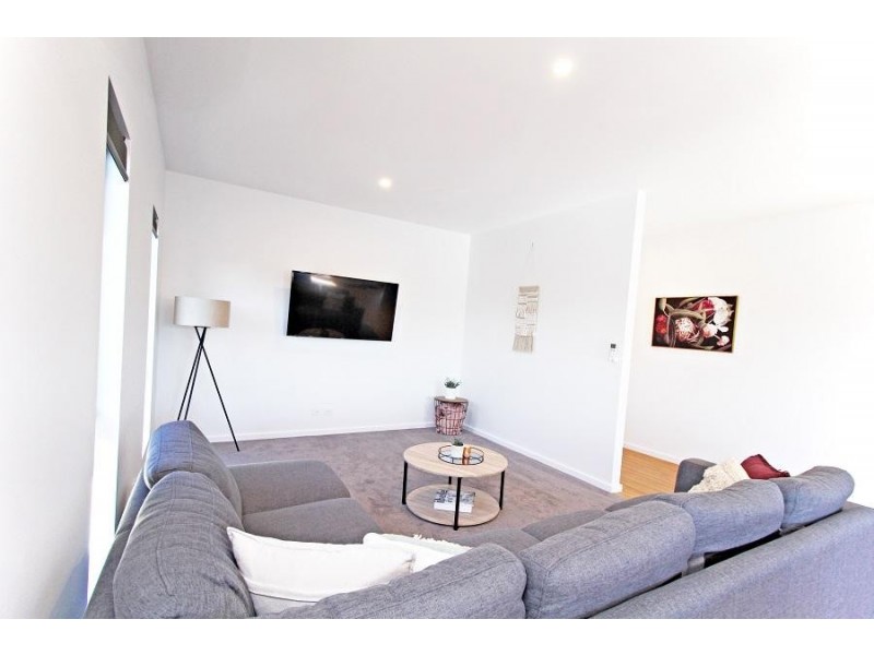 10 Bryan Street, Shearwater TAS 7307