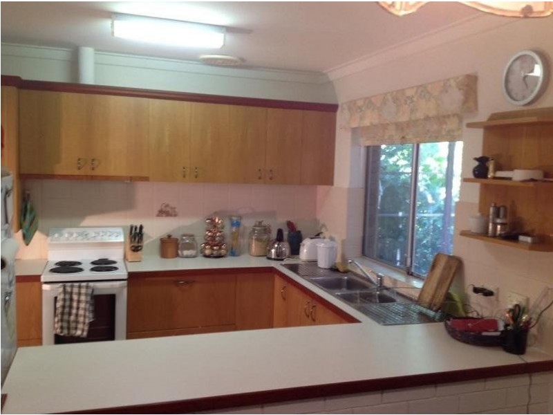 2/106 Williams Street, Gooseberry Hill WA 6076