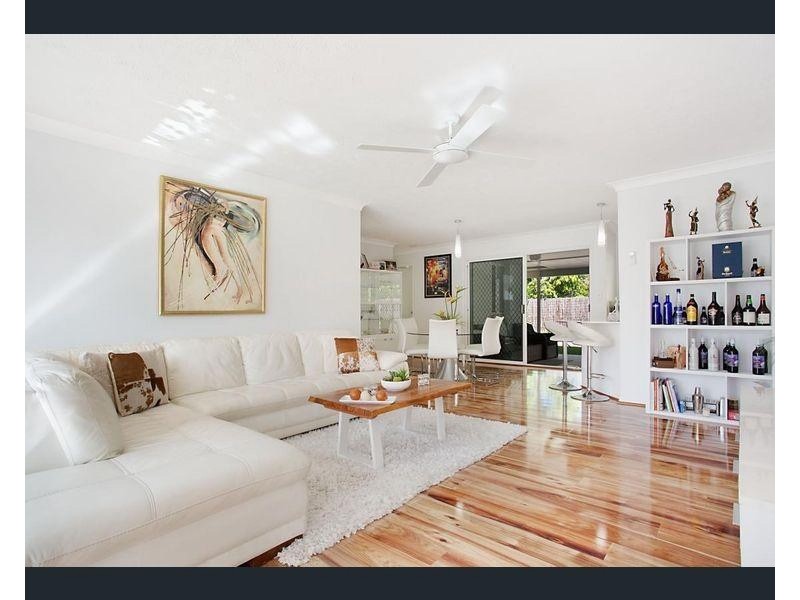 48/50 St Kevin’s Avenue, Benowa QLD 4217