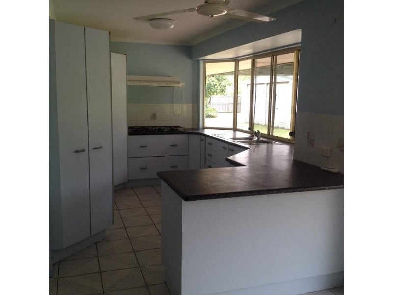 33 Lever Court, Ningi QLD 4511