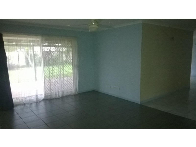 33 Lever Court, Ningi QLD 4511