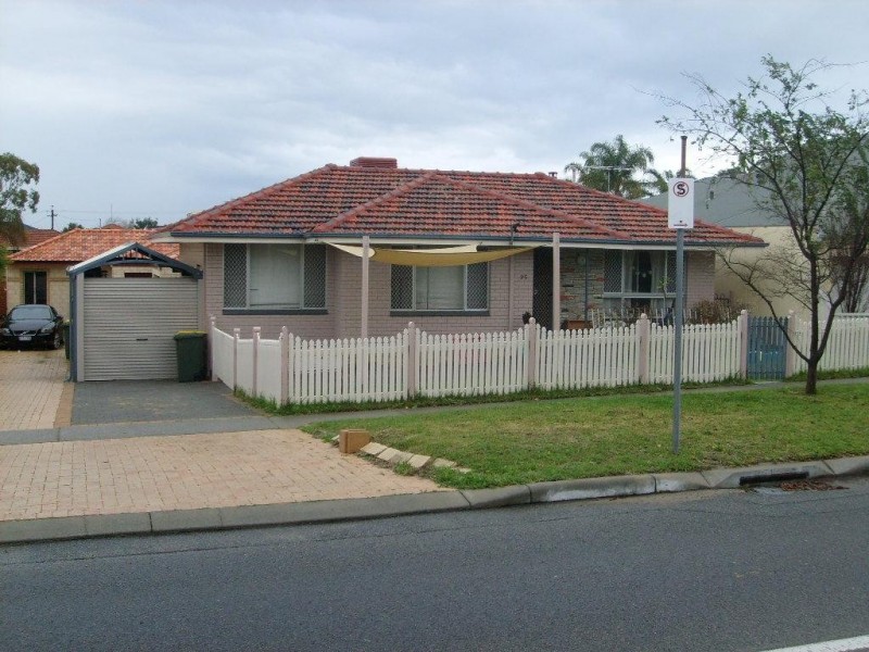95 York Street, Beaconsfield WA 6162