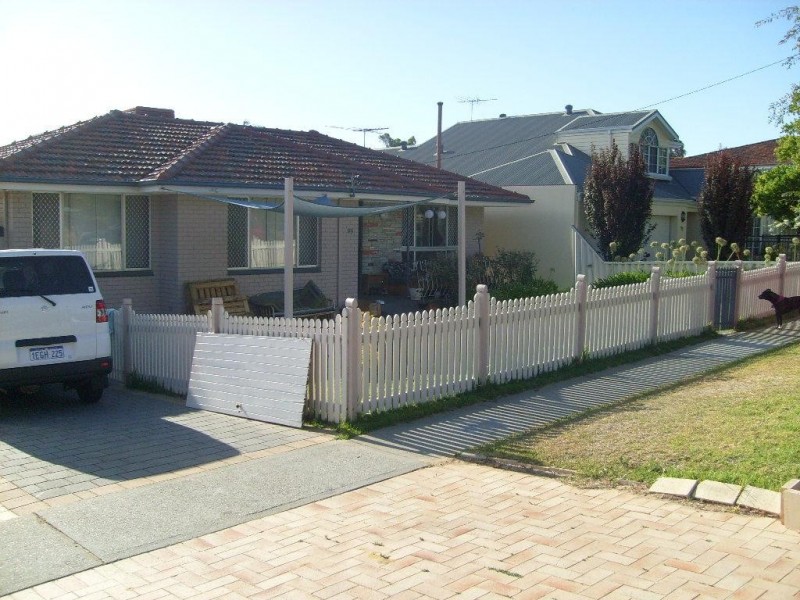 95 York Street, Beaconsfield WA 6162