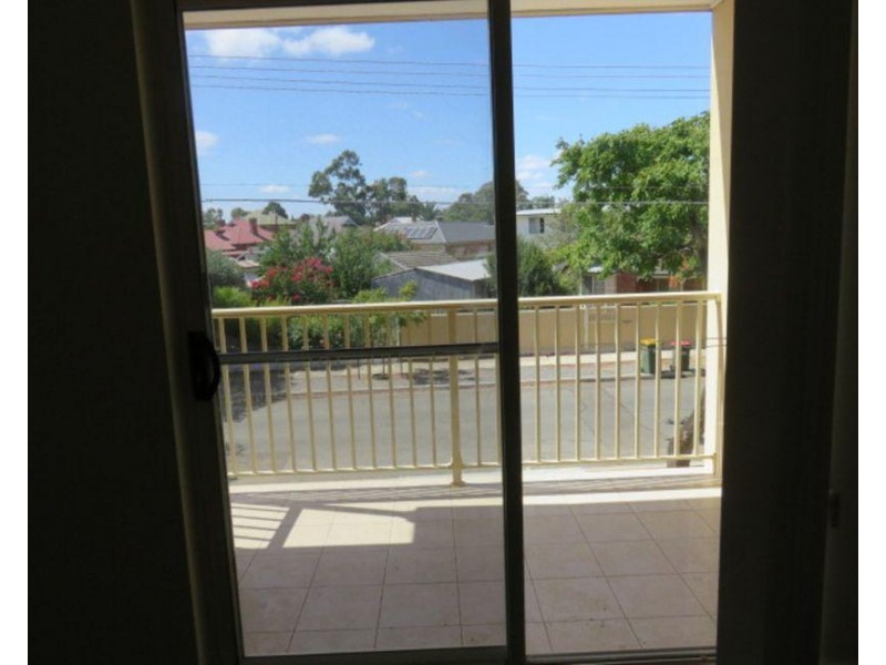 2/15 Park Street, Glandore SA 5037