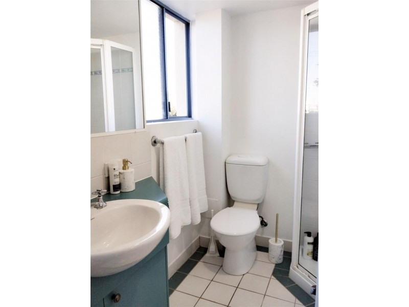19/2607-2609 Gold Coast Highway, Mermaid Beach QLD 4218