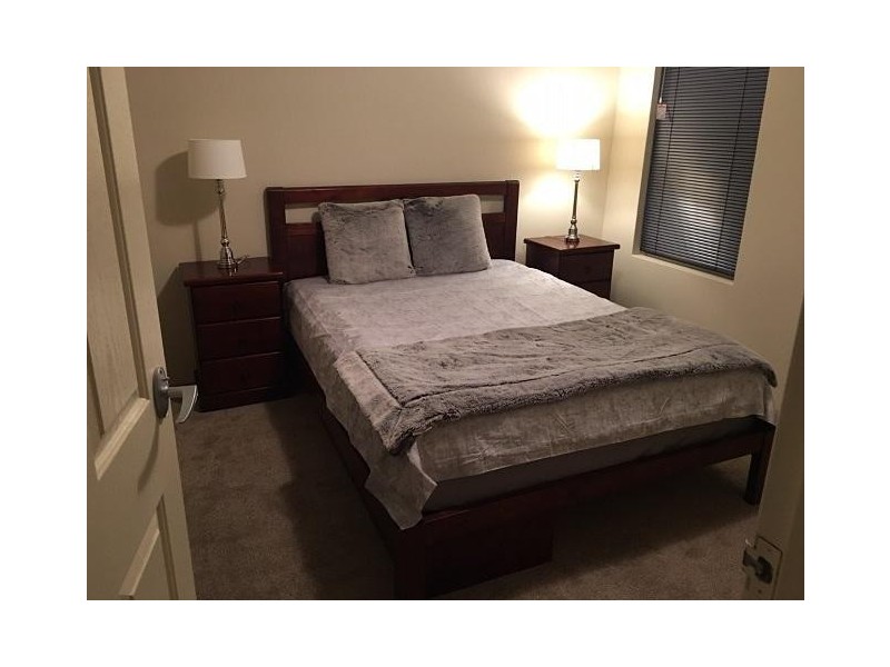 117 Hillcrest Road, Alexander Heights WA 6064