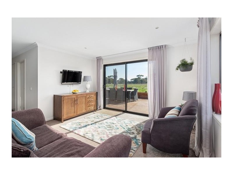 52 Grampian Boulevard, Cowes VIC 3922