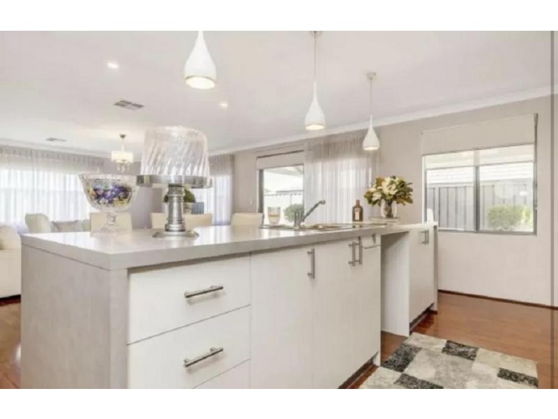 6 Hilliger Turn, Jane Brook WA 6056