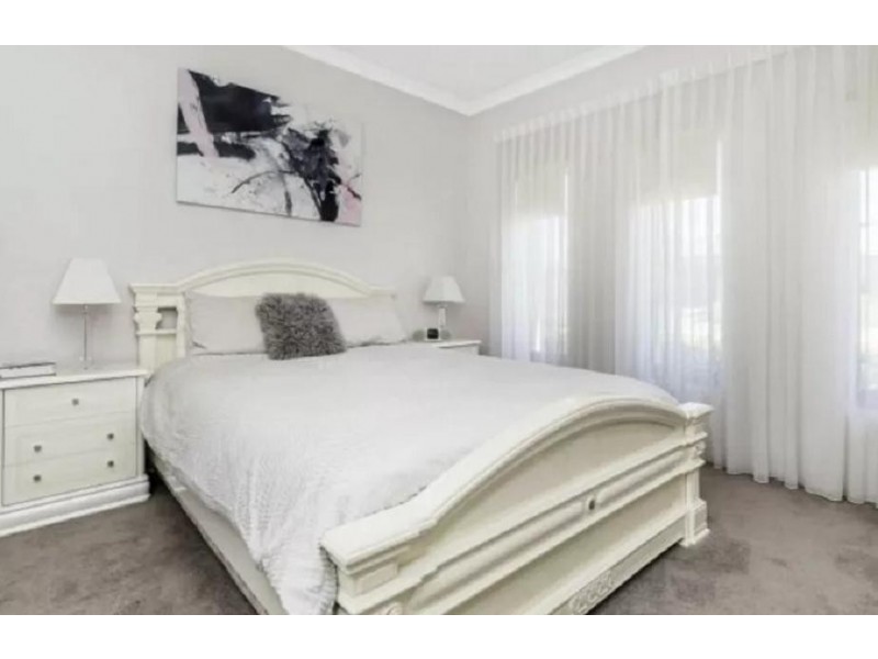 6 Hilliger Turn, Jane Brook WA 6056