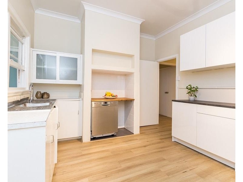 120 Toorak Road, Rivervale WA 6103