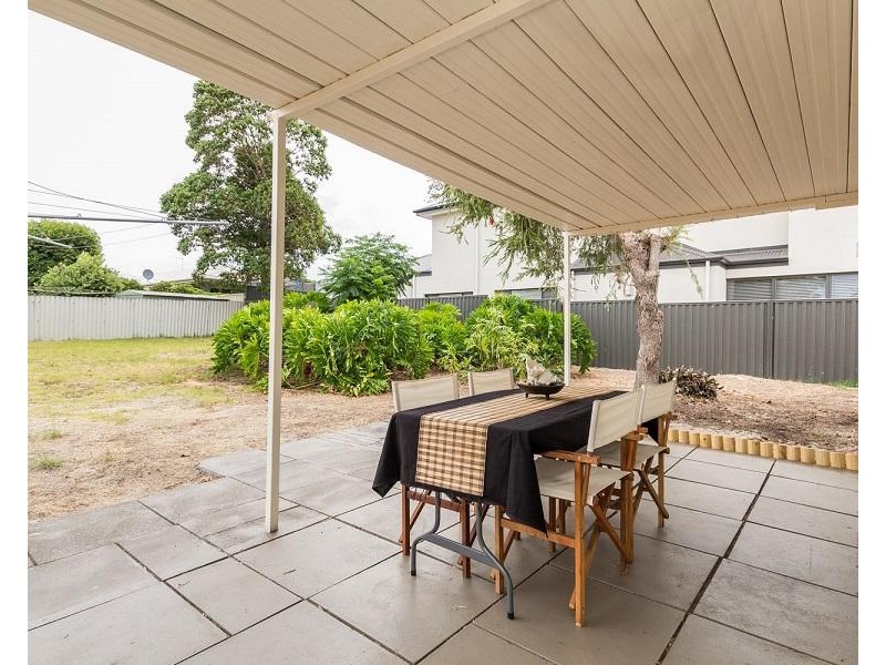 120 Toorak Road, Rivervale WA 6103