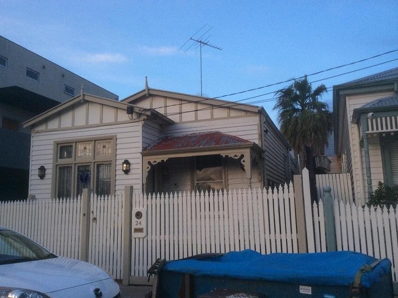 24 Ross Street, Elsternwick VIC 3185