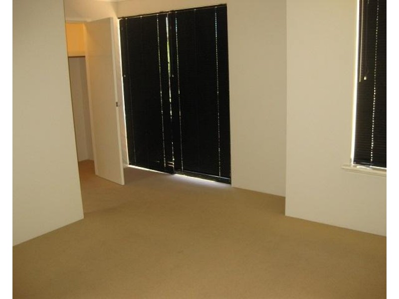 156 Lakeside Drive, Joondalup WA 6027