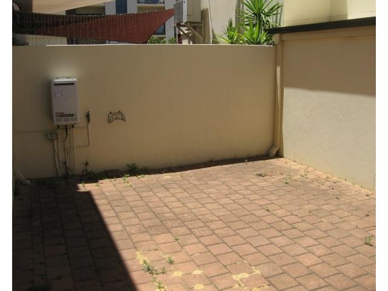 156 Lakeside Drive, Joondalup WA 6027