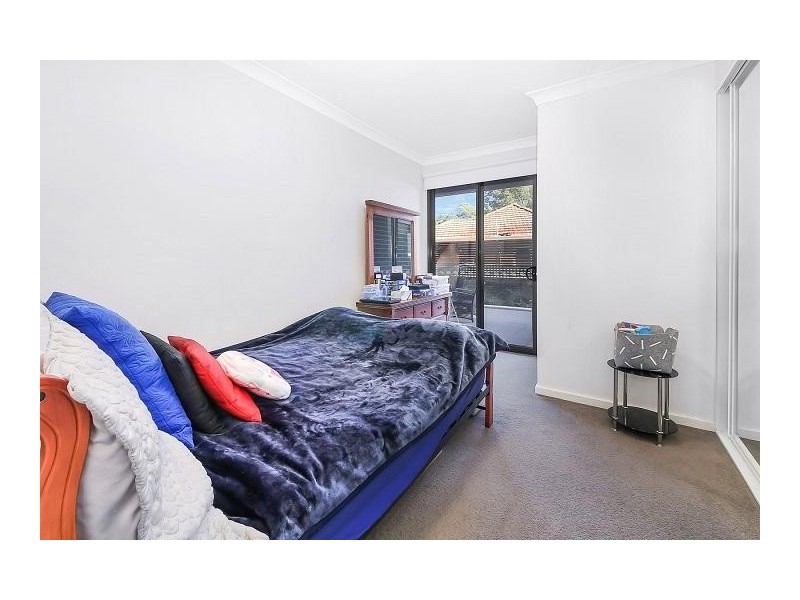 2/9-11 Weston Street, Rosehill NSW 2142