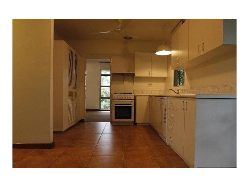 8 Temira Crescent, Larrakeyah NT 0820