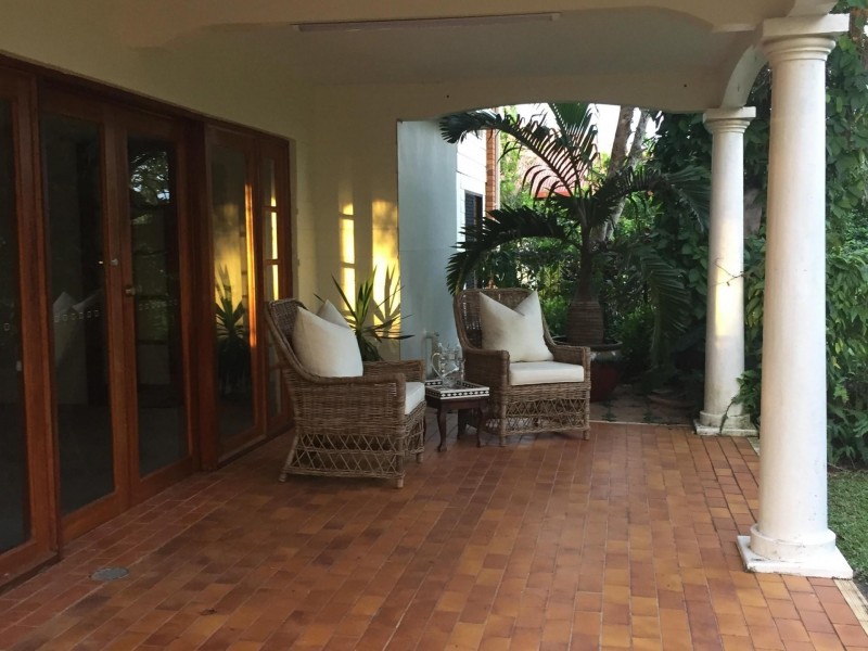 * Palmerston Highway, Belvedere QLD 4860