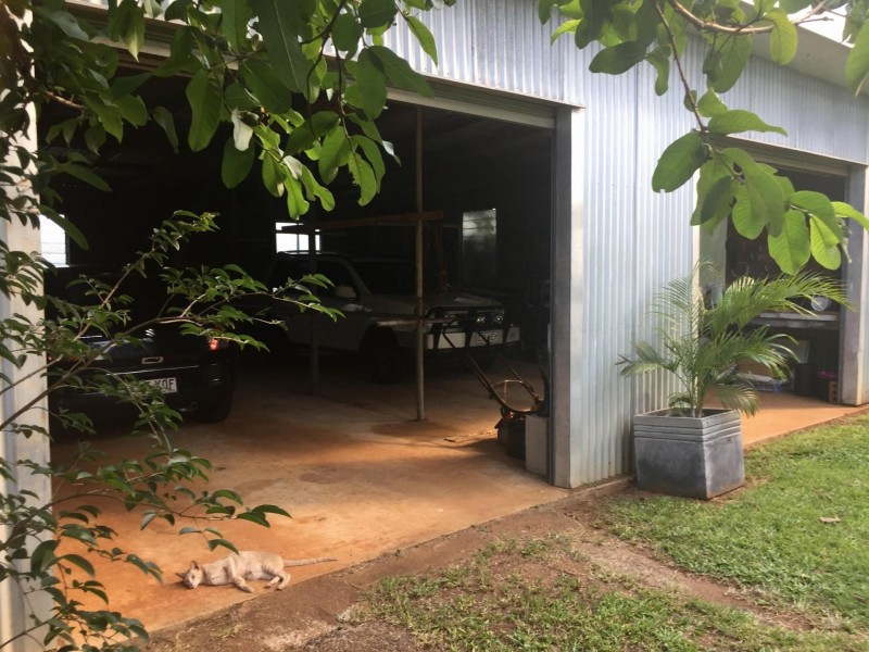 * Palmerston Highway, Belvedere QLD 4860