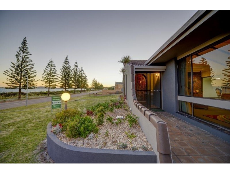 32 Castletown Quays, Castletown WA 6450