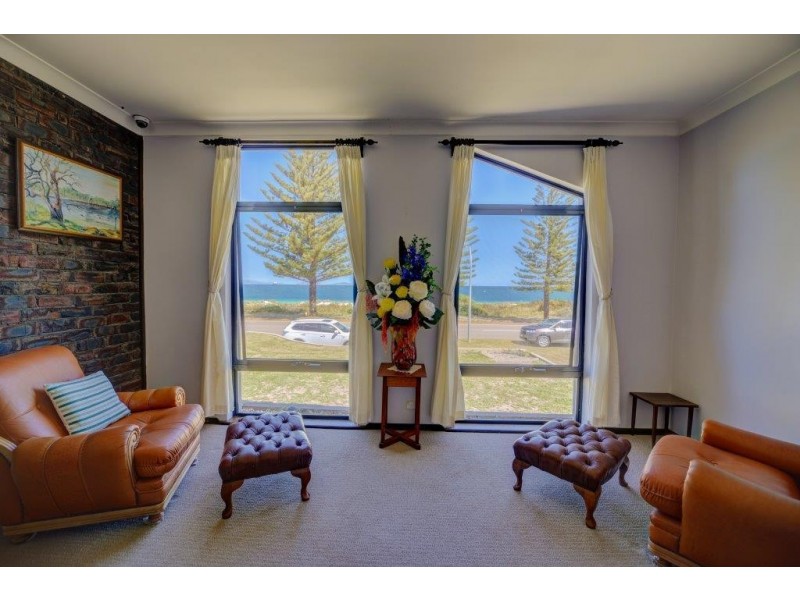 32 Castletown Quays, Castletown WA 6450