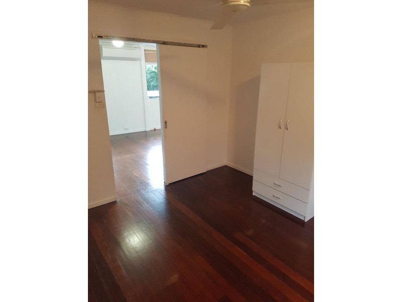 24 Pioneer Street, Bingil Bay QLD 4852
