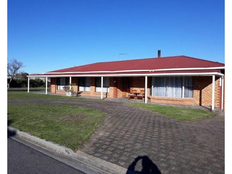 12 Underwood Street, Southend SA 5280