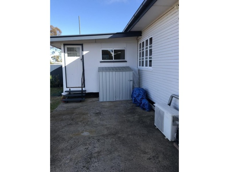 18 Porter Street, Tara QLD 4421