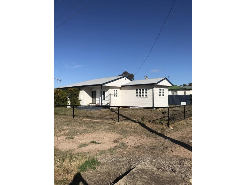 18 Porter Street, Tara QLD 4421