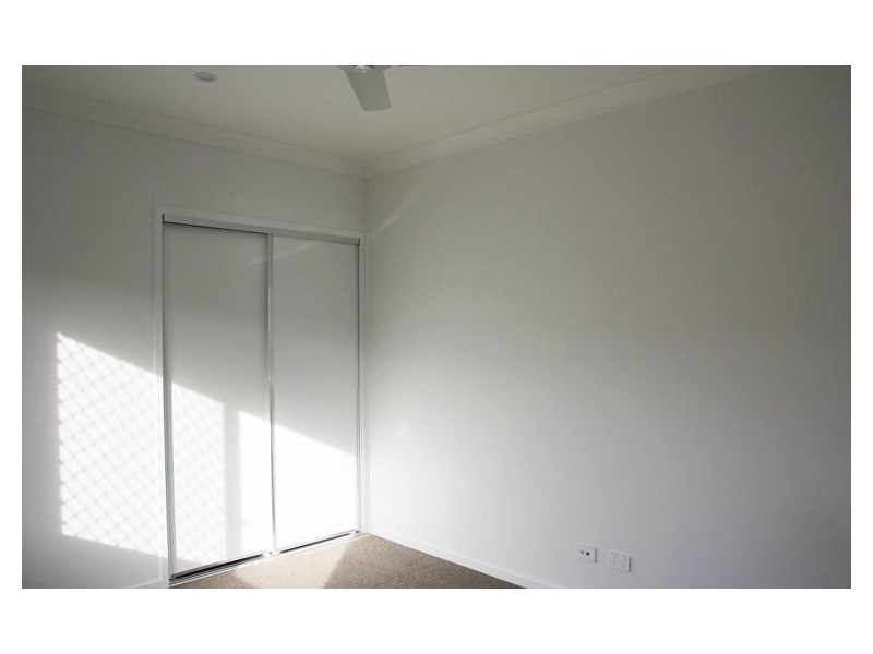 2/24 Arburry Crescent, Brassall QLD 4305