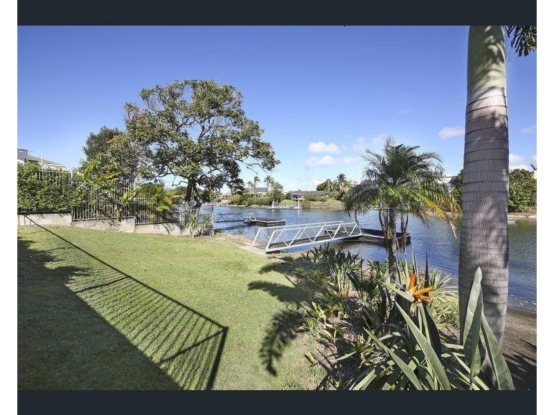 Isle Of Capri QLD 4217