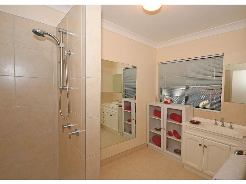 106 Moorabinda Drive, Sunshine Acres QLD 4655