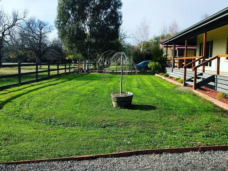 13 Main Street, Maindample VIC 3723