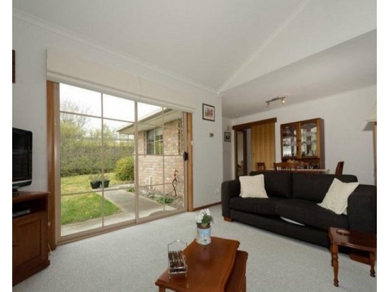 1/40 Topham Sreet, Rose Bay TAS 7015