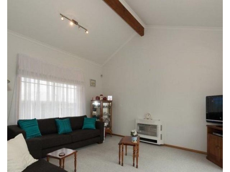 1/40 Topham Sreet, Rose Bay TAS 7015