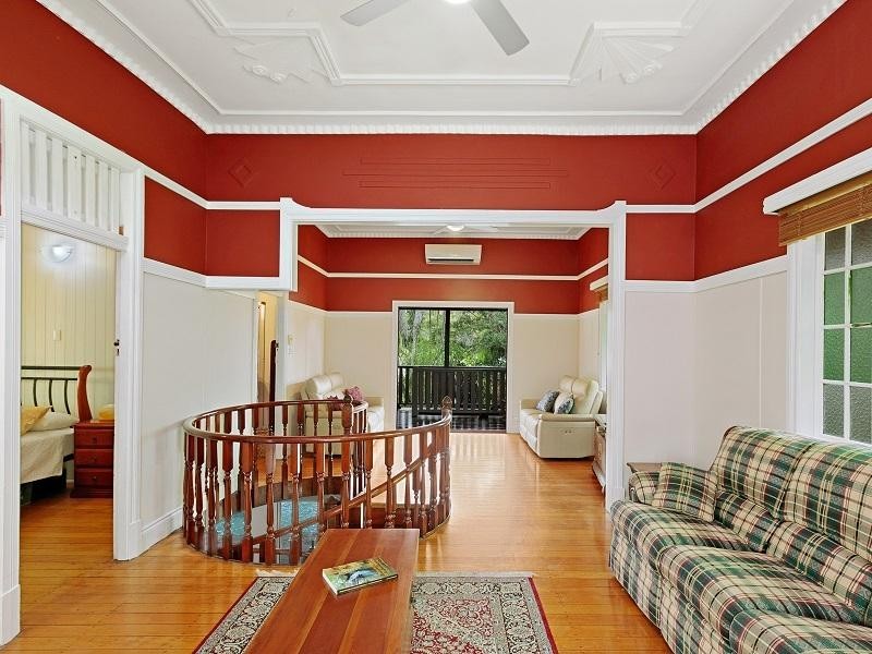 90 Charles Street, Manunda QLD 4870