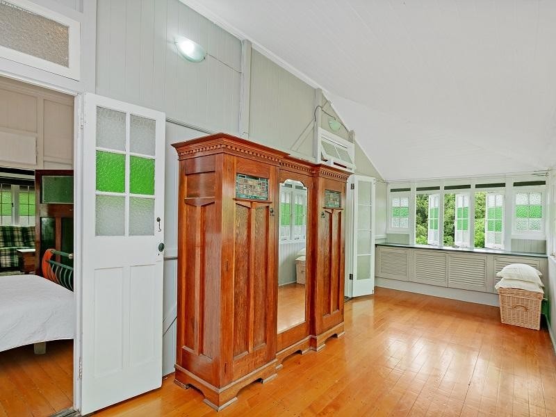 90 Charles Street, Manunda QLD 4870